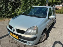 Grijs Gebruikt 2004 Renault Clio II Hatchback | € 1.250 (Goede deal)