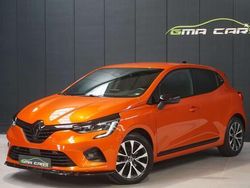 Oranje Gebruikt 2019 Renault Clio IV Intens Sedan | € 15.999 (Eerlijke prijs)