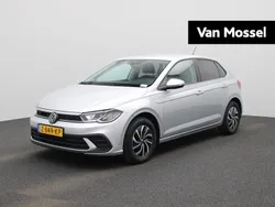 Grijs Gebruikt 2024 VW Polo Edition Hatchback | € 24.700 (Eerlijke prijs)