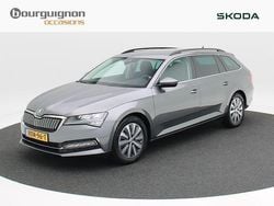 Grijs Gebruikt 2022 Skoda Superb Business Line Stationwagen | € 25.350 (Goede deal)
