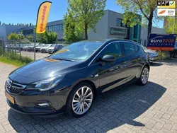 Zwart Gebruikt 2016 Opel Astra Innovation Hatchback | € 7.950 (Goede deal)