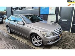 Grijs Gebruikt 2007 Mercedes C200 Sedan | € 5.300 (Eerlijke prijs)