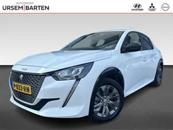 Wit Gebruikt 2022 Peugeot e-208 Active Hatchback | € 16.430 (Super prijs)