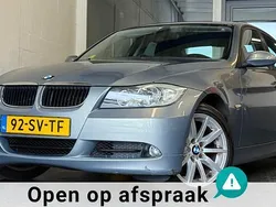 Grijs, metallic lak Gebruikt 2006 BMW 320 Executive Sedan | € 2.995 (Super prijs)