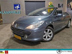 Grijs Gebruikt 2006 Peugeot 307 CC Cabriolet | € 2.250 (Eerlijke prijs)