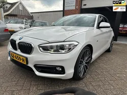 Wit, metallic lak Gebruikt 2015 BMW 116 Sport Line Hatchback | € 8.950 (Eerlijke prijs)