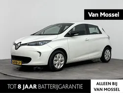 Ijswit 369 Gebruikt 2019 Renault Zoe Life Hatchback | € 8.730 (Eerlijke prijs)