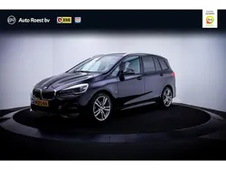 Zwart Gebruikt 2020 BMW 218 Executive Stationwagen | € 24.750 (Iets duurder)