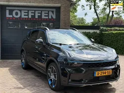 Zwart Gebruikt 2024 Lynk & Co 01 SUV | € 31.950 (Eerlijke prijs)