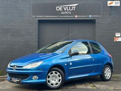 Blauw Gebruikt 2009 Peugeot 206 Hatchback | € 2.499 (Eerlijke prijs)