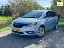 Grijs Gebruikt 2017 Opel Zafira Edition MPV | € 10.888 (Goede deal)