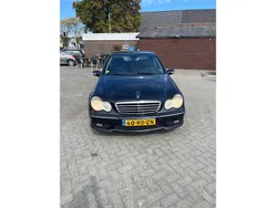 Zwart Gebruikt 2005 Mercedes C200 Avantgarde Sedan | € 3.950 (Iets duurder)