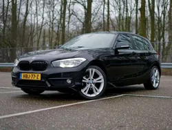 Zwart Gebruikt 2018 BMW 118 Hatchback | € 13.490 (Super prijs)