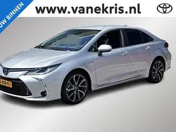 Grijs Gebruikt 2019 Toyota Corolla Executive Sedan | € 24.899 (Eerlijke prijs)