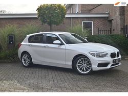 Wit Gebruikt 2019 BMW 118 Hatchback | € 17.900 (Goede deal)