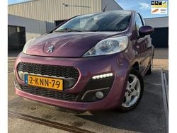 Paars (metallic) Gebruikt 2013 Peugeot 107 Active Hatchback | € 3.999 (Eerlijke prijs)