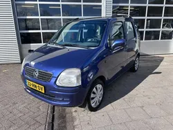 Blauw Gebruikt 2001 Opel Agila Comfort Hatchback | € 999 (Eerlijke prijs)