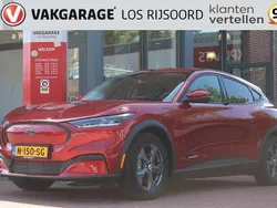 Rood Gebruikt 2021 Ford Mustang Mach-E SUV | € 25.750 (Eerlijke prijs)