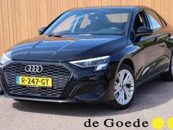 Zwart Gebruikt 2022 Audi A3 Advanced Sedan | € 24.940 (Eerlijke prijs)