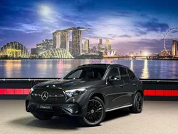 Grijs, metallic lak Gebruikt 2023 Mercedes GLC400d AMG SUV | € 71.980