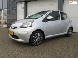 Grijs Gebruikt 2008 Toyota Aygo Hatchback | € 3.308 (Eerlijke prijs)