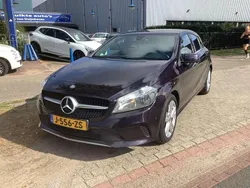 Paars Gebruikt 2015 Mercedes 180 Ambition Sedan | € 12.450 (Goede deal)