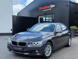 Grijs Gebruikt 2012 BMW 320 Executive Sedan | € 17.999 (Eerlijke prijs)