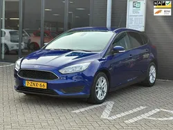 Blauw Gebruikt 2015 Ford Focus Trend Hatchback | € 7.295 (Eerlijke prijs)