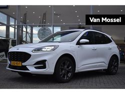 Wit Gebruikt 2021 Ford Kuga Premium SUV | € 23.845 (Eerlijke prijs)