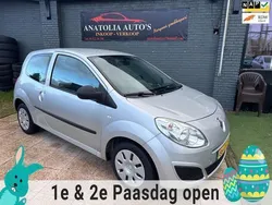 Grijs Gebruikt 2008 Renault Twingo Authentique Hatchback | € 1.690 (Eerlijke prijs)