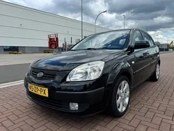 Zwart Gebruikt 2008 Kia Rio Hatchback | € 1.999 (Goede deal)