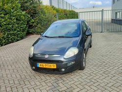 Gebruikt 2011 Fiat Punto Dynamic Hatchback | € 1.250 (Duur)