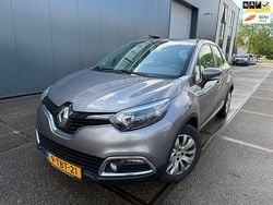 Grijs Gebruikt 2014 Renault Captur Expression SUV | € 6.250 (Eerlijke prijs)