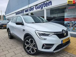Wit, metallic lak Gebruikt 2022 Renault Arkana SUV | € 23.500 (Eerlijke prijs)