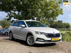 Wit Gebruikt 2021 Skoda Octavia Stationwagen | € 15.975 (Goede deal)