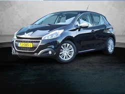 Zwart Gebruikt 2018 Peugeot 208 Allure Hatchback | € 11.395 (Iets duurder)