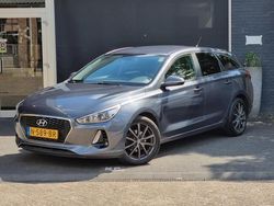 Grijs, metallic lak Gebruikt 2018 Hyundai i30 Stationwagen | € 11.495 (Goede deal)