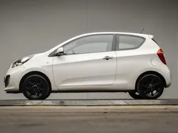 Wit, metallic lak Gebruikt 2012 Kia Picanto Sport Hatchback | € 3.945 (Eerlijke prijs)