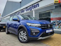 Blauw Gebruikt 2021 Dacia Sandero Essentiel Hatchback | € 15.950 (Eerlijke prijs)