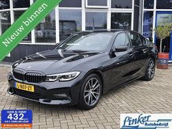 Zwart Gebruikt 2021 BMW 318 Sport Line Sedan | € 26.950 (Super prijs)