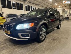 Zwart Gebruikt 2013 Volvo XC70 Summum Stationwagen | € 9.450