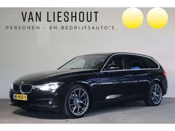 Zwart Gebruikt 2017 BMW 318 Executive Stationwagen | € 14.900 (Eerlijke prijs)