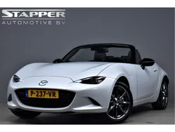 Grijs, metallic lak Gebruikt 2018 Mazda MX5 Cabriolet | € 25.995 (Eerlijke prijs)