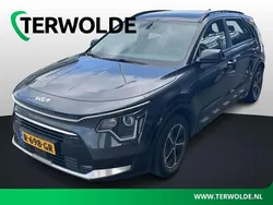 Grijs Gebruikt 2022 Kia Niro SUV | € 28.945 (Super prijs)