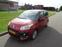 Rood Gebruikt 2009 Citroën C3 Picasso MPV | € 2.895 (Eerlijke prijs)