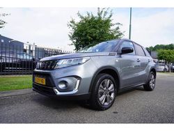 Grijs, metallic lak Gebruikt 2021 Suzuki Vitara SUV | € 17.945 (Goede deal)