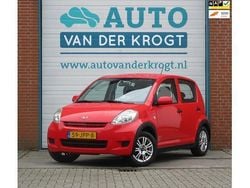 Rood Gebruikt 2009 Daihatsu Sirion Hatchback | € 3.795 (Eerlijke prijs)