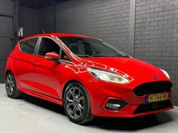 Rood Gebruikt 2019 Ford Fiesta ST-Line Hatchback | € 12.745 (Eerlijke prijs)