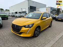 Geel Gebruikt 2022 Peugeot 208 Allure Hatchback | € 15.950 (Eerlijke prijs)