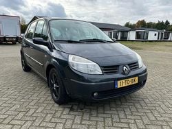 Gebruikt 2006 Renault Scénic II MPV | € 2.750 (Duur)